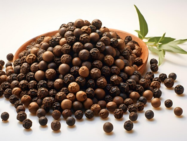 black-pepper-wooden-bowl-black-peppercorn_942102-10727-3338691547.webp